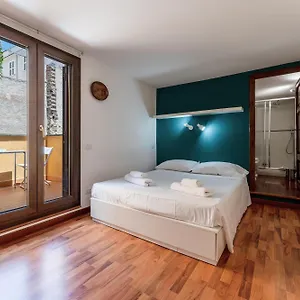 Ciambella Arch For 6 People @largo Argentina Apartment